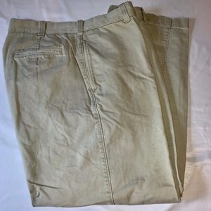 J. Crew Standard Khaki Pant (38)